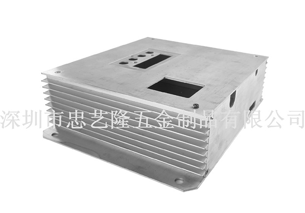 不同拉丝纹路对铝合金机箱的外观质感影响有多大？